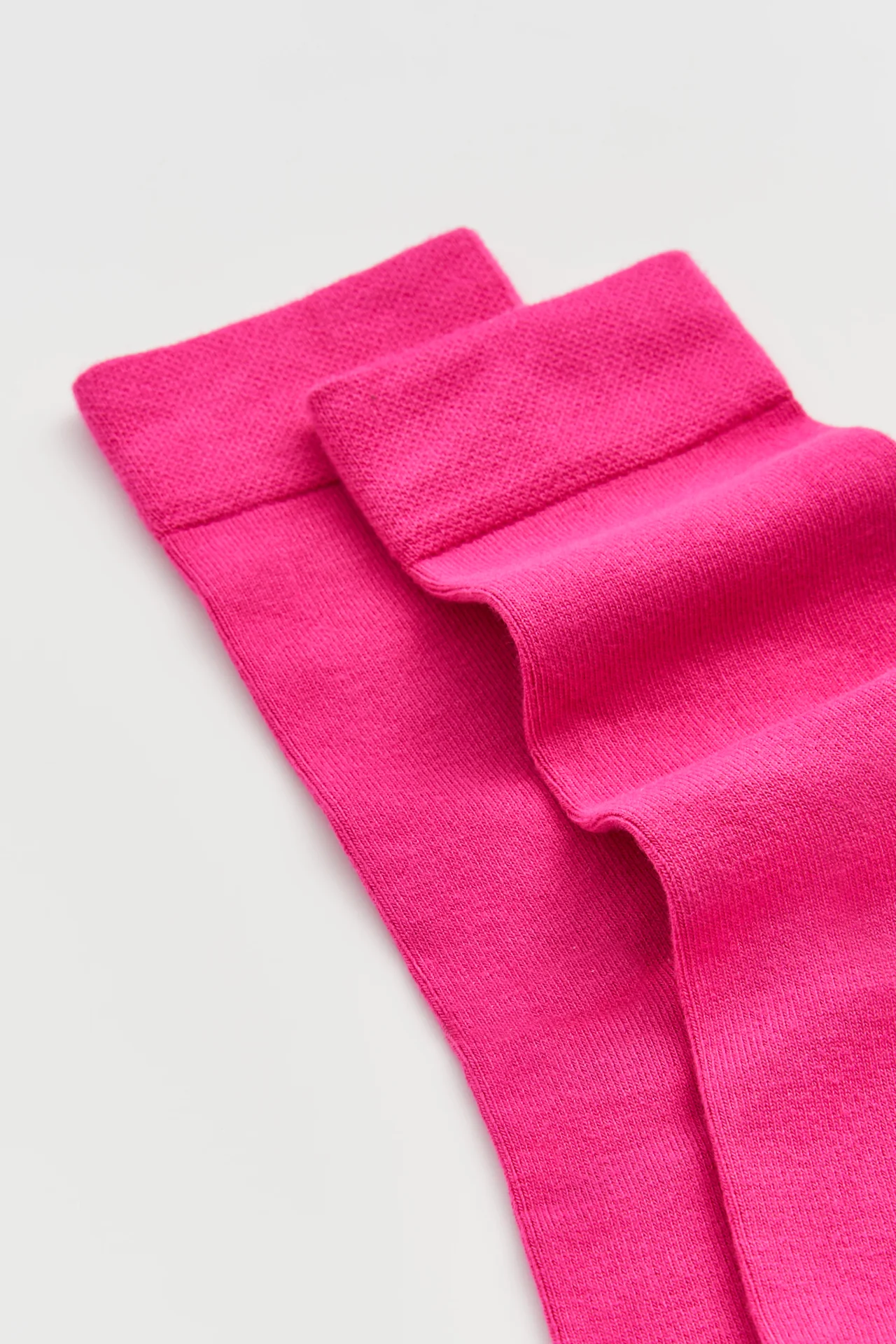 Dahlia Pink Bamboo Socks - Image 3